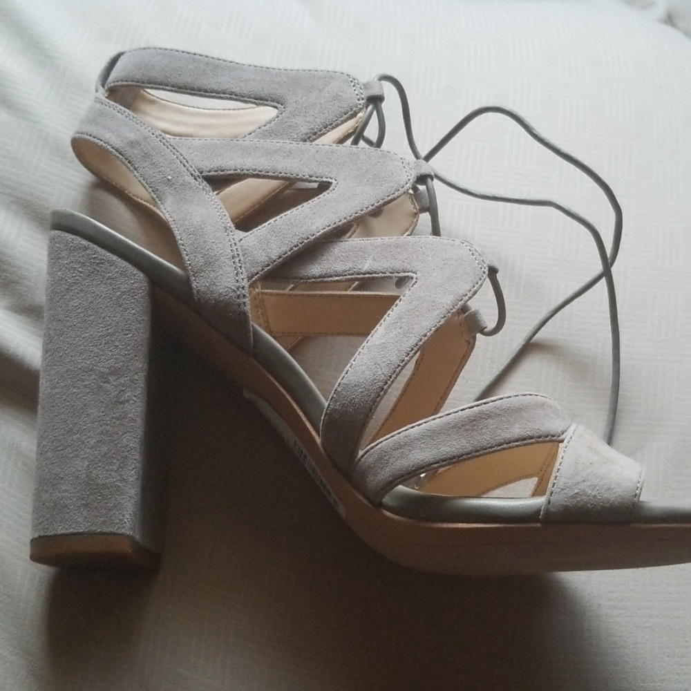 Sandals - Picture 2 of 2